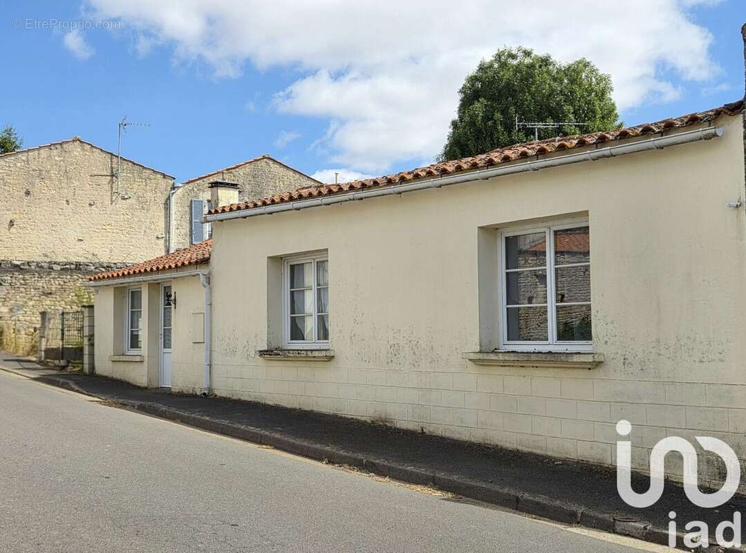 Photo 9 - Maison à CURZON