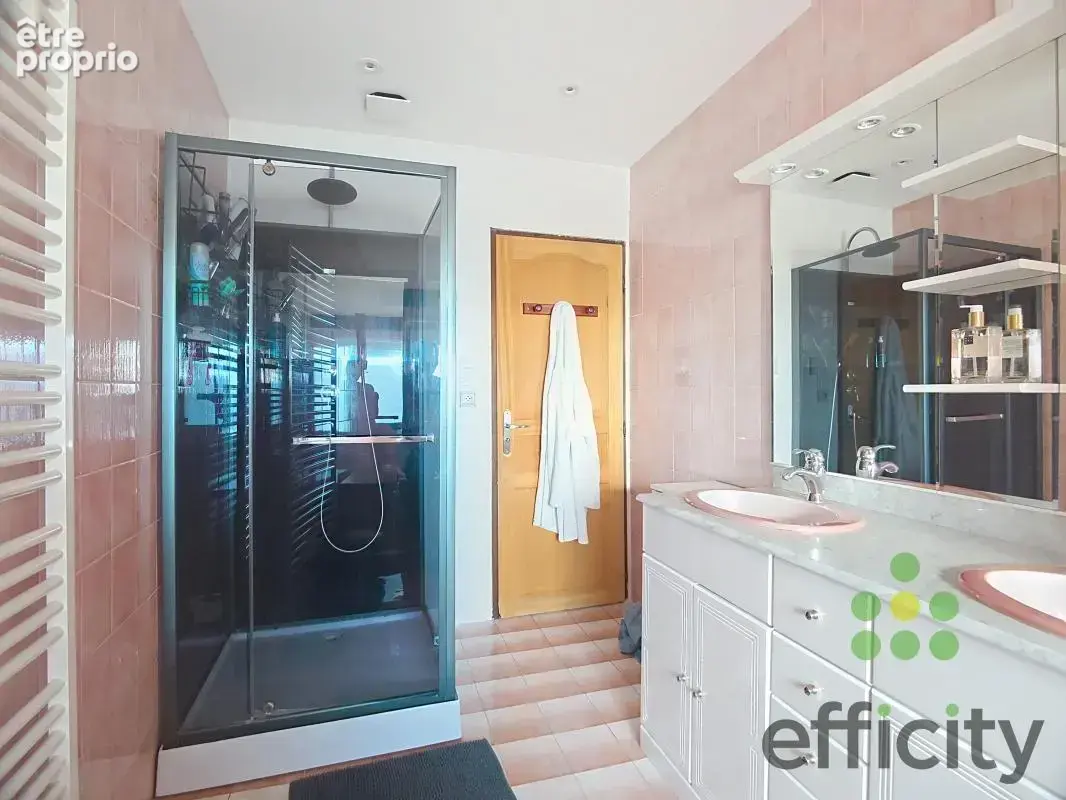 Maison 5 pièces 129 m² à vendre à Genilac (42800) - photo 10