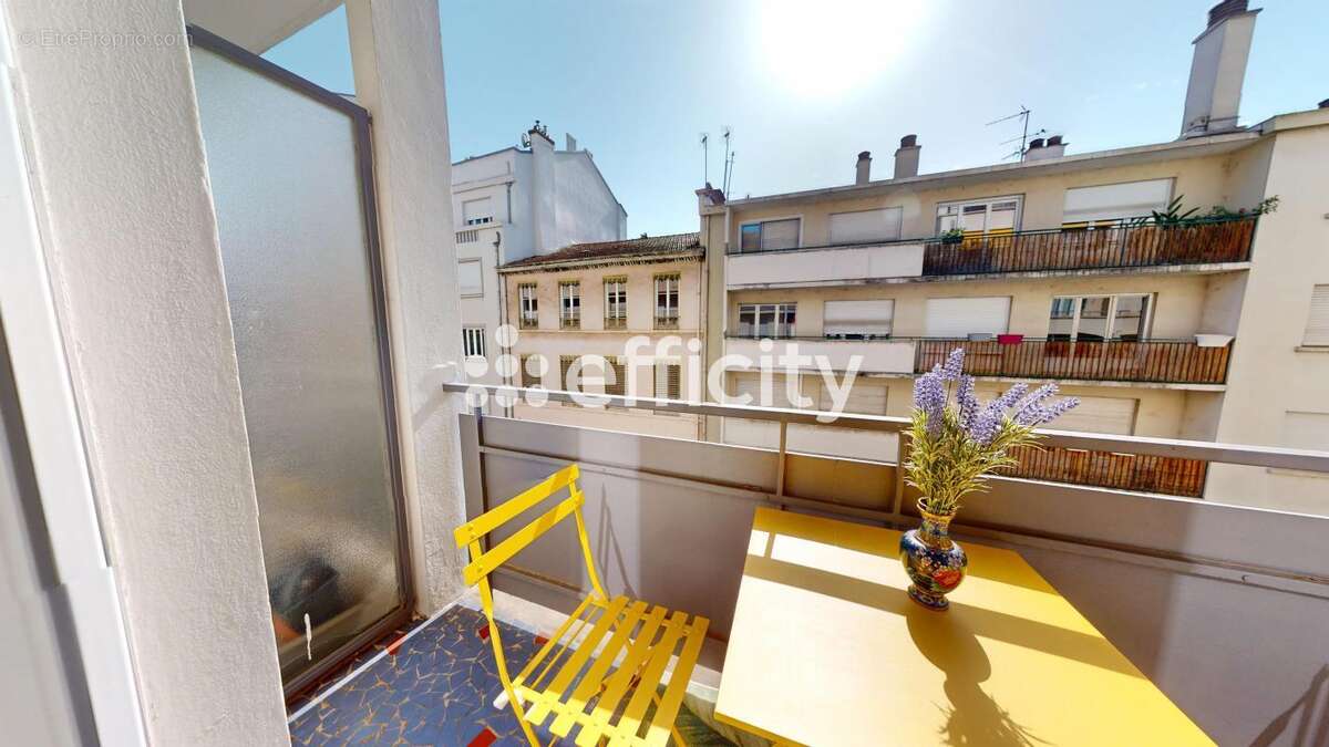 Appartement à LYON-6E