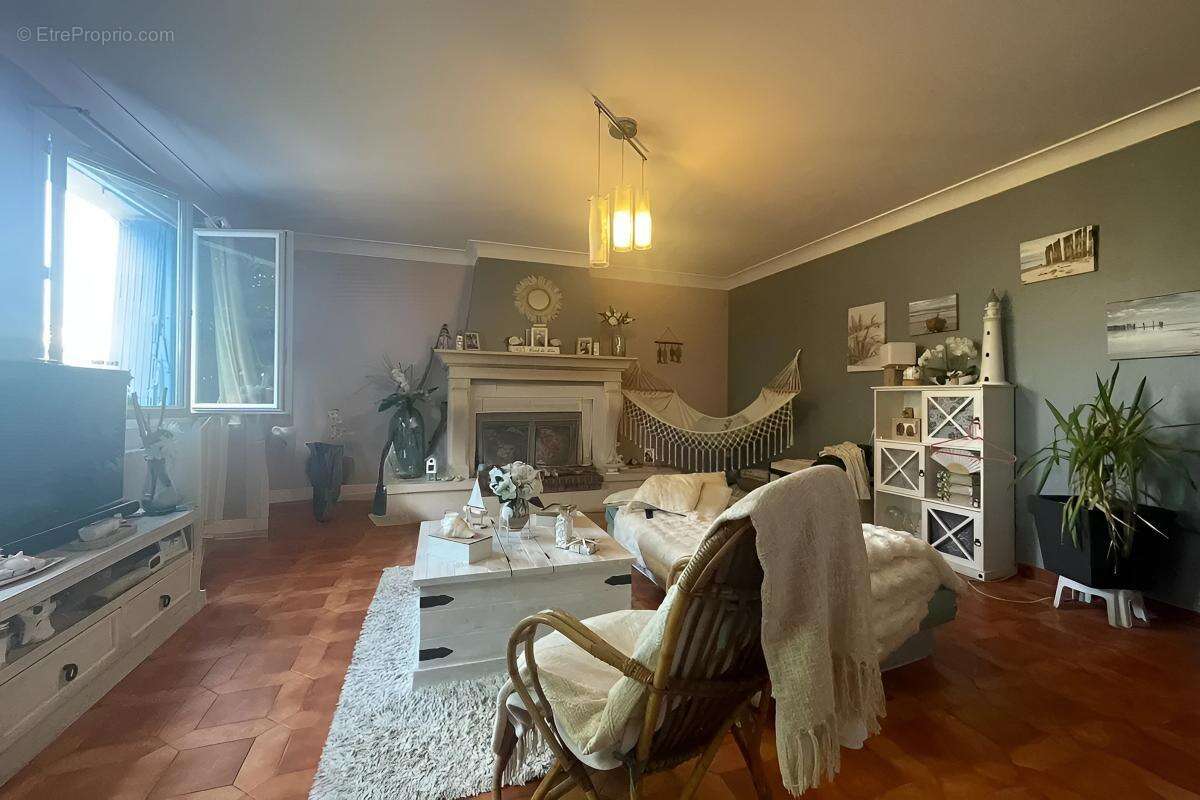 Maison à MOUTHIERS-SUR-BOEME