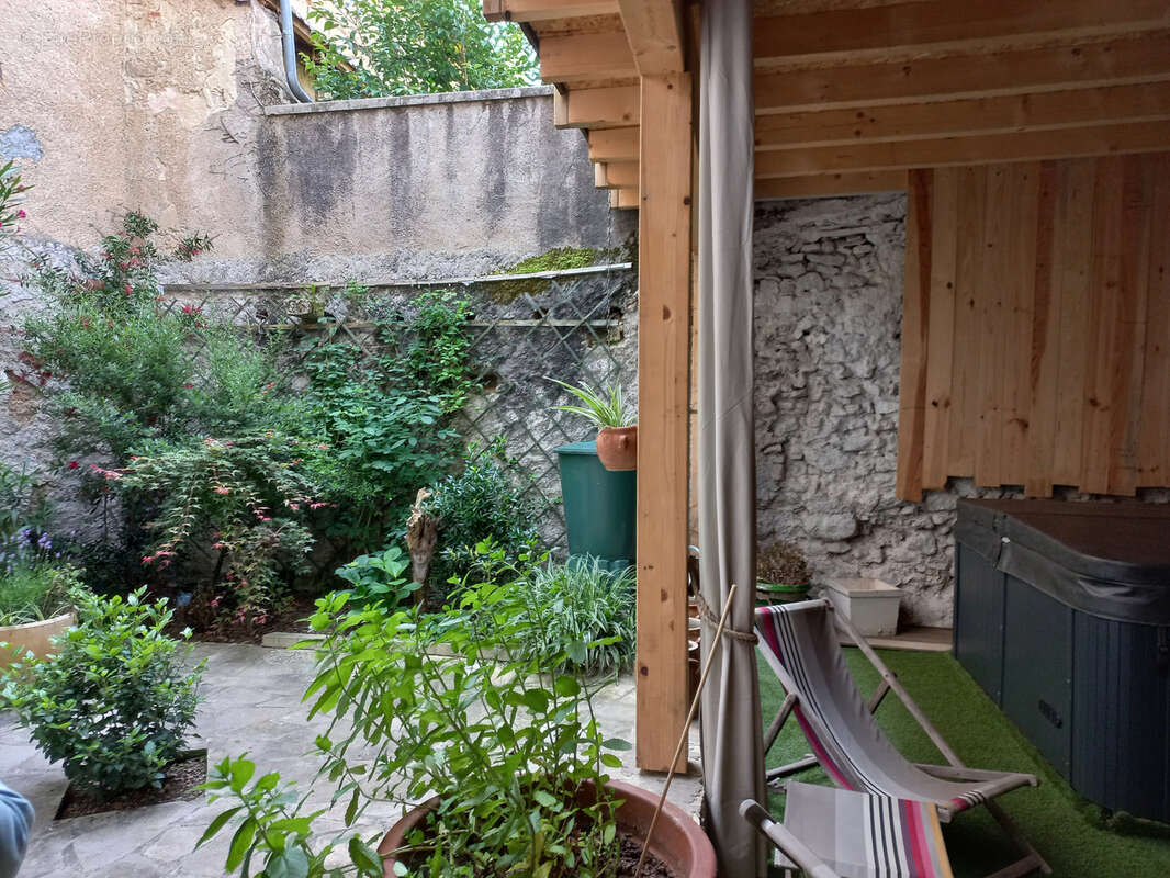 Maison à MIRANDE