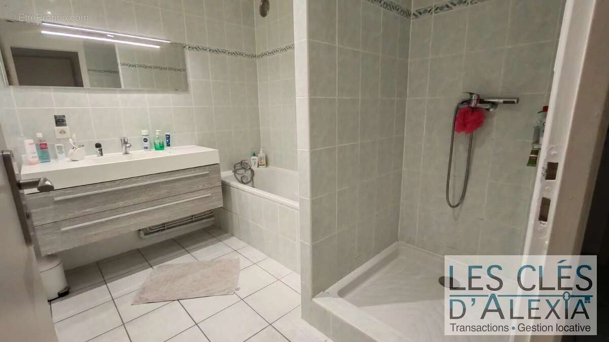 Appartement T3-Terrasse-Garage-Parking - photo 6
