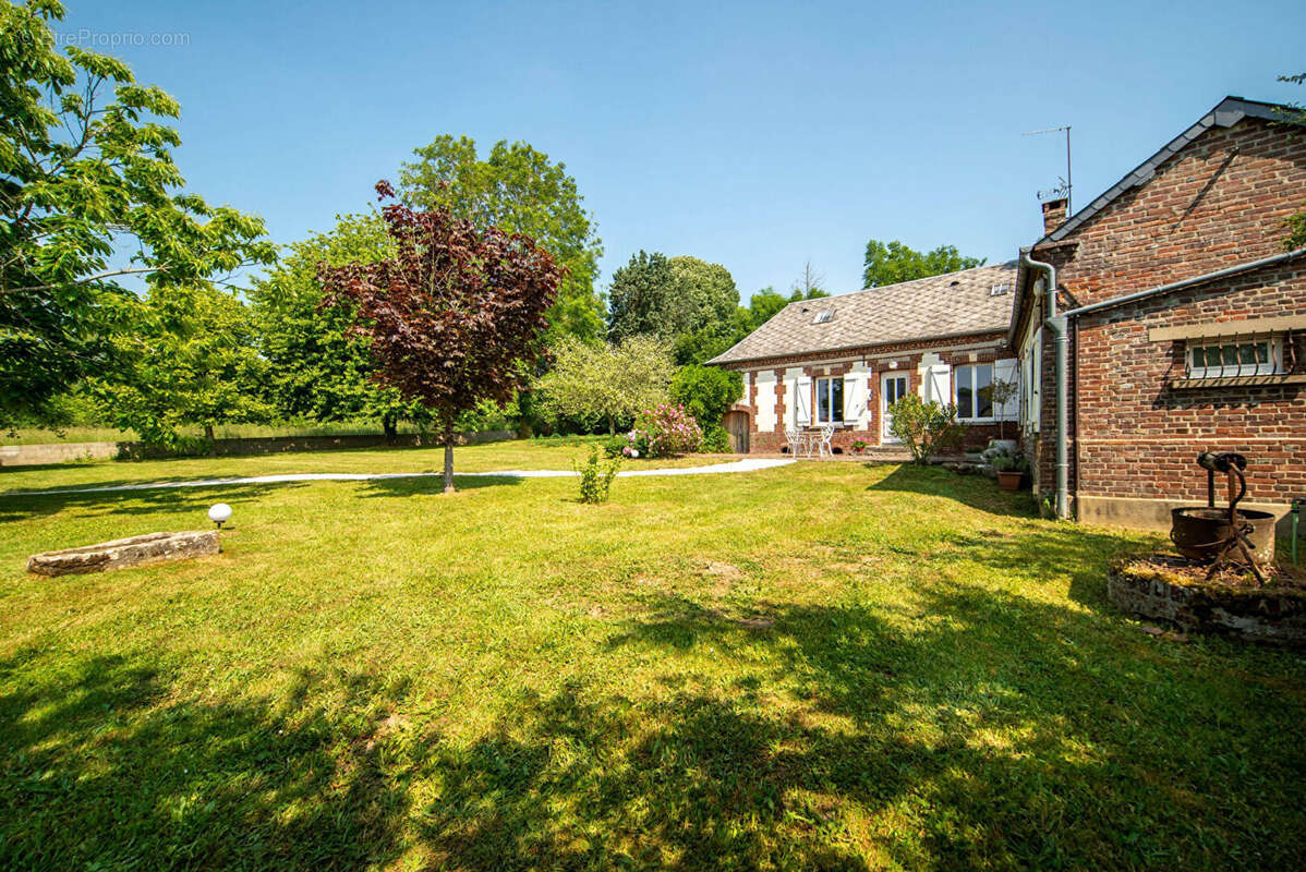 27150 Hébécourt  EXCLUSIVITE Charmante Longère sur un Terrain clos arboré! - photo 11