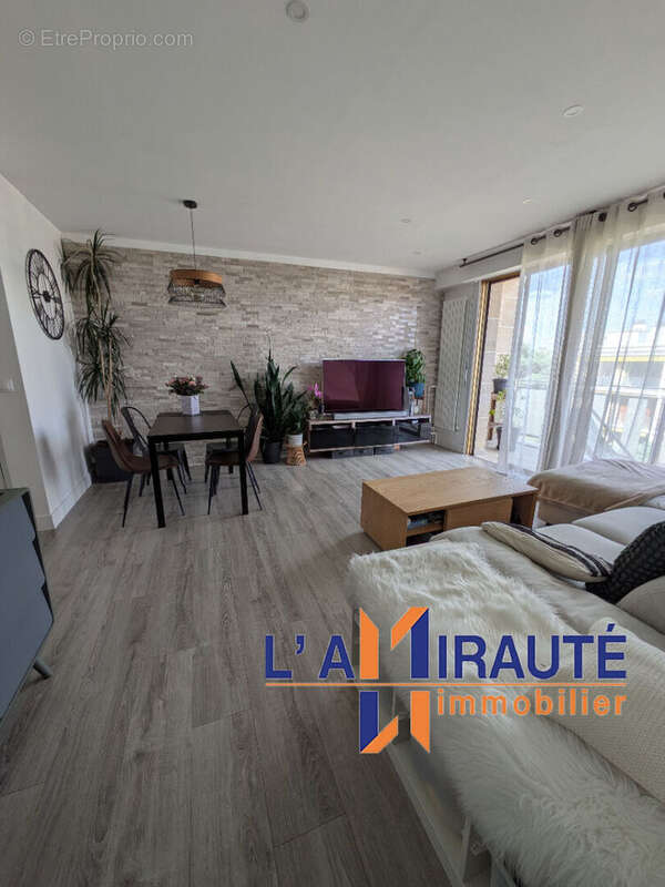 Appartement à MAISONS-LAFFITTE