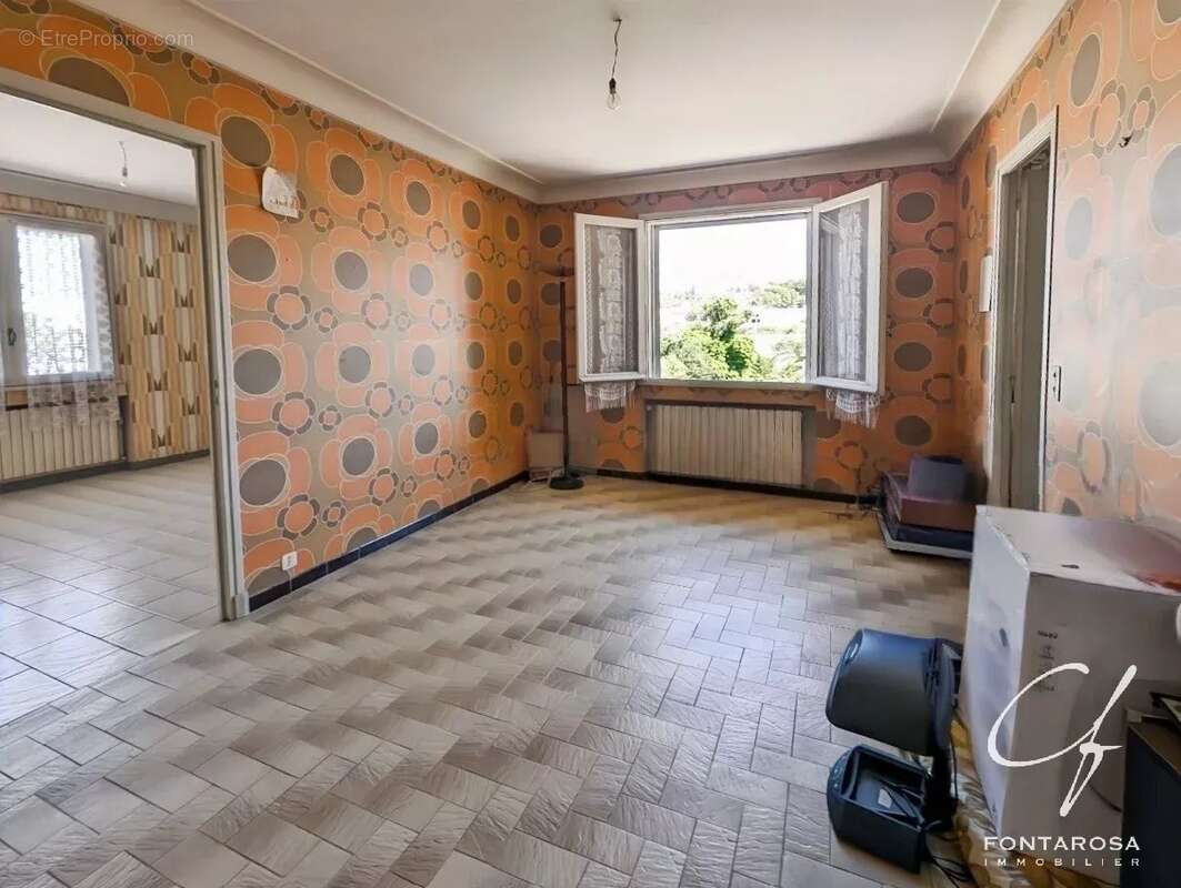 Maison à SAINT-RAPHAEL