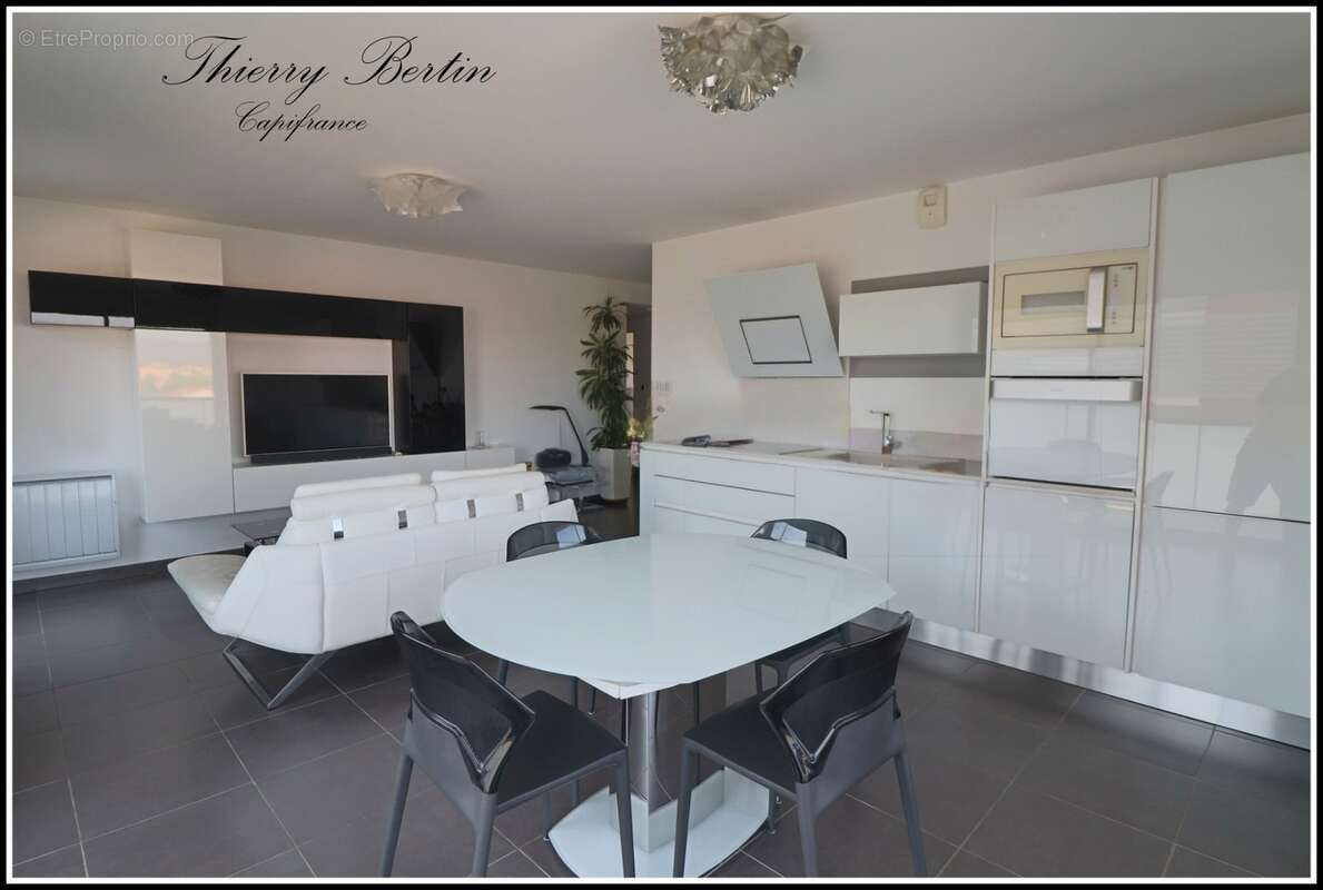 Appartement à vendre 3 pièces FREJUS (83) - photo 5