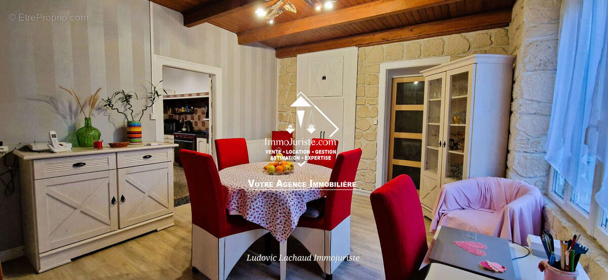 Maison à MOURIOUX-VIEILLEVILLE