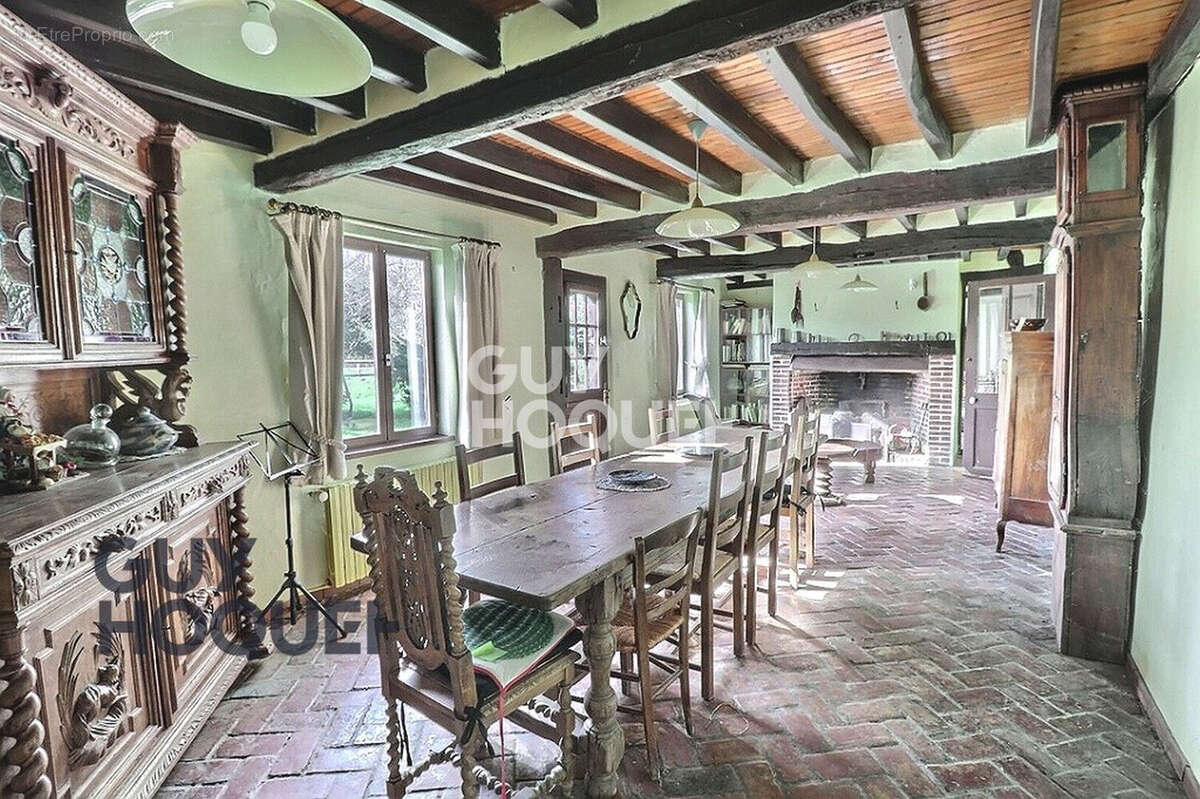 Maison à BERNAY