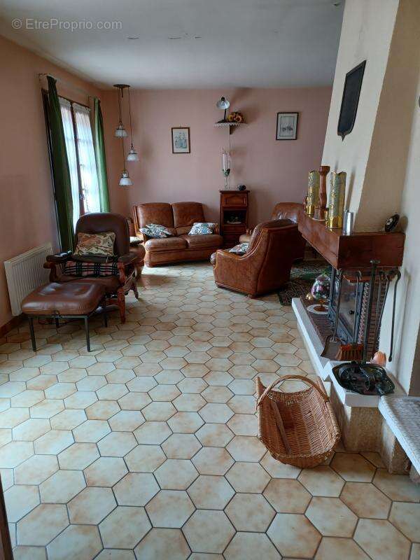 Maison à LA BARRE-EN-OUCHE