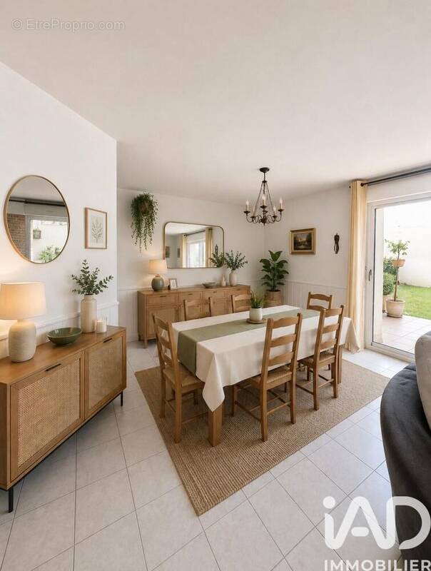 Photo 1 - Maison à PERIGNY