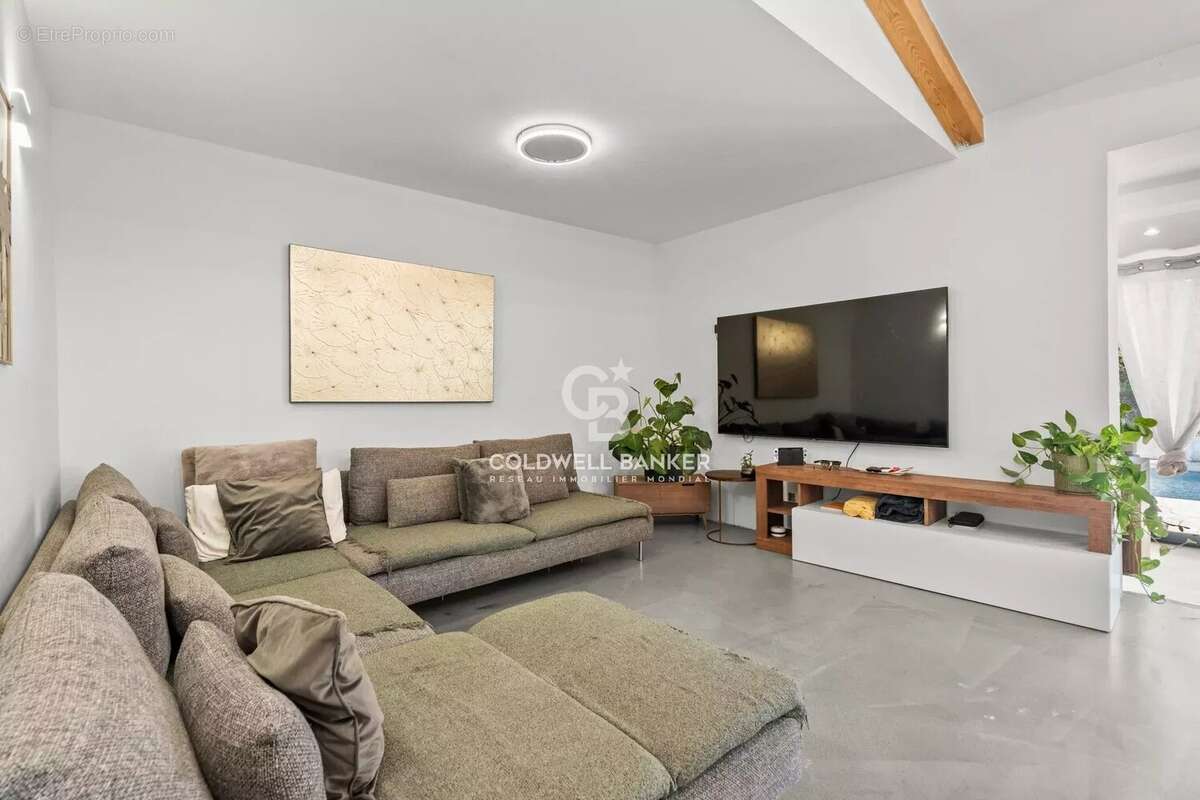 Maison à PEYMEINADE