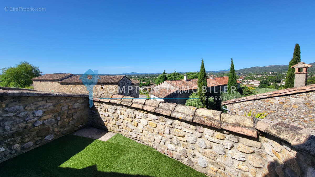 DPT GARD (30), à vendre, SAINT CHRISTOL LES ALES, maison de village type 6 de 132m2 habitables avec cour, terr - photo 2