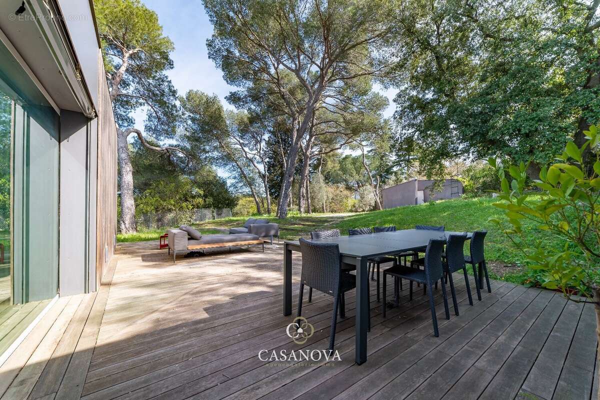 Maison à CASTELNAU-LE-LEZ