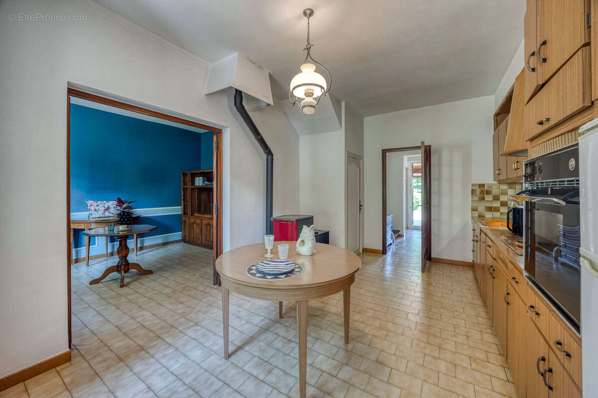 Maison à CHAMP-SUR-DRAC