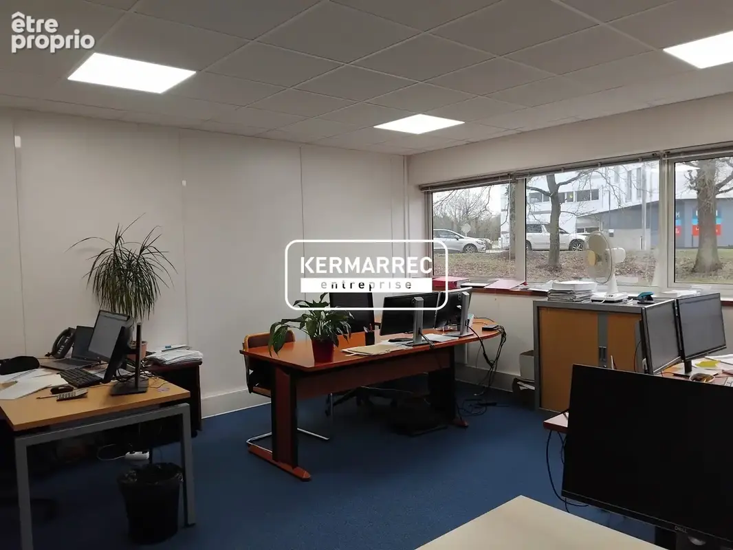 Commerce 264 m² à Bruz  - photo 8