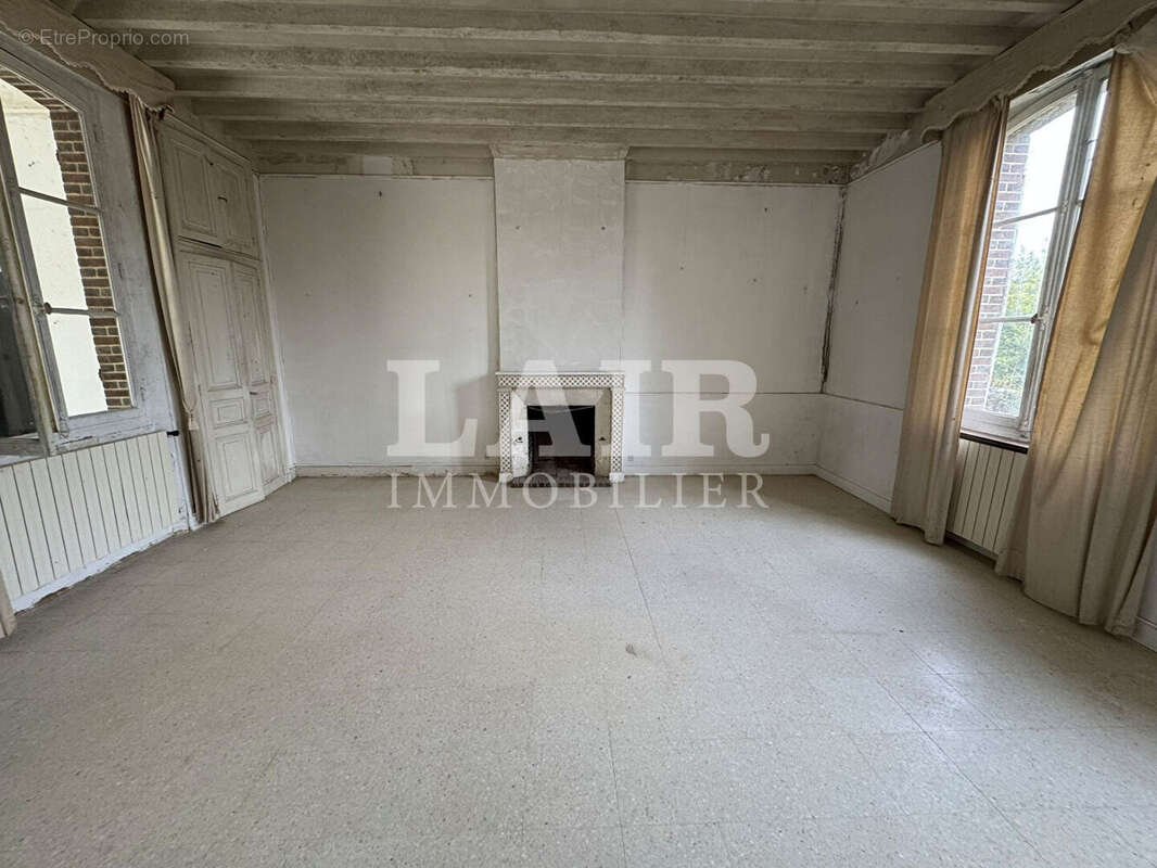 Maison à LONGNY-AU-PERCHE