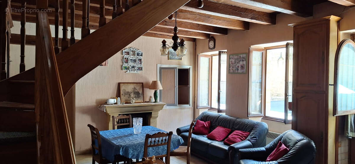 Maison de viillage en  pierre dans  le périgord noir - photo 4