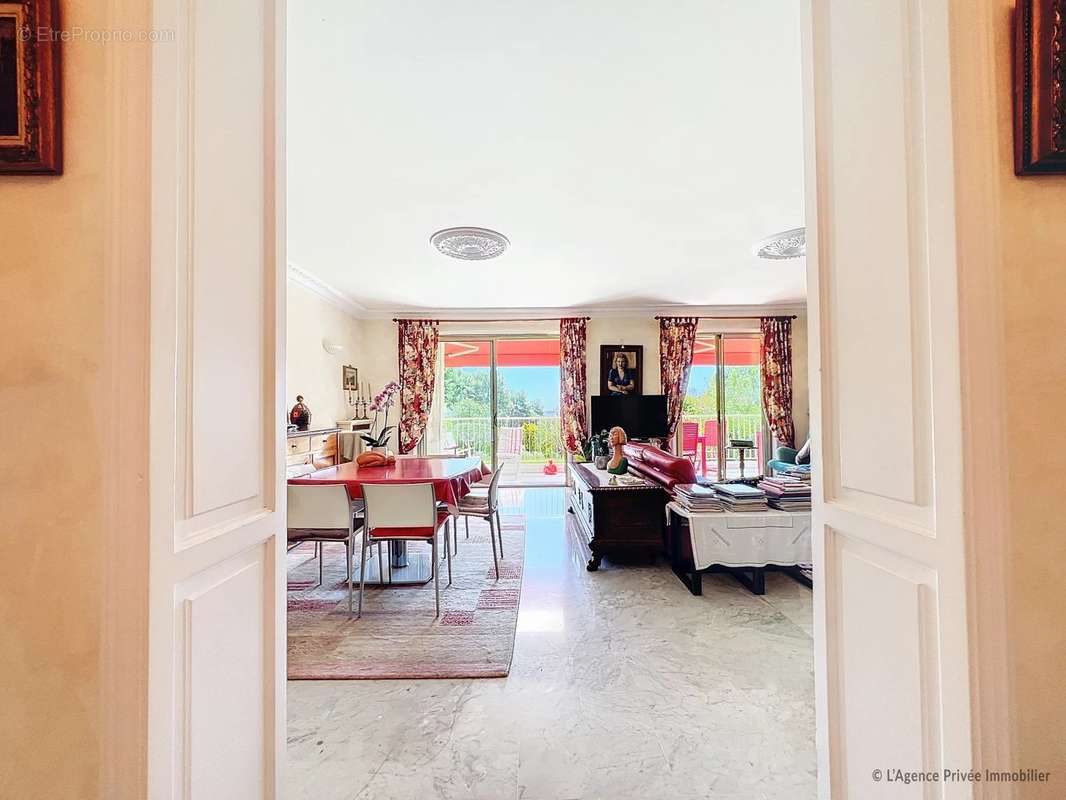 Appartement à CAGNES-SUR-MER