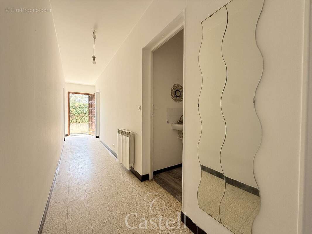 *** maison de plain pied 4 faces, garage *** - photo 9