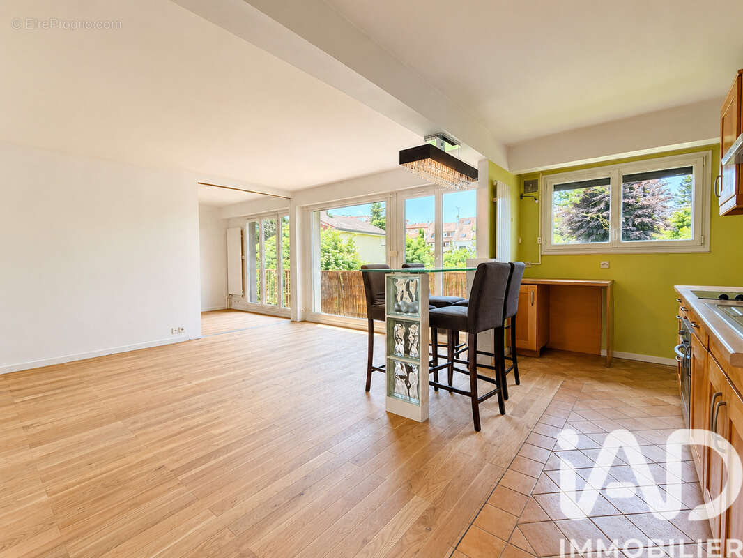 Photo 3 - Appartement à VITRY-SUR-SEINE