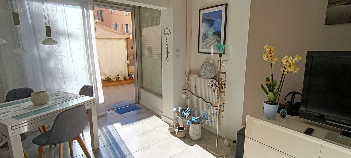 Appartement à MENTON