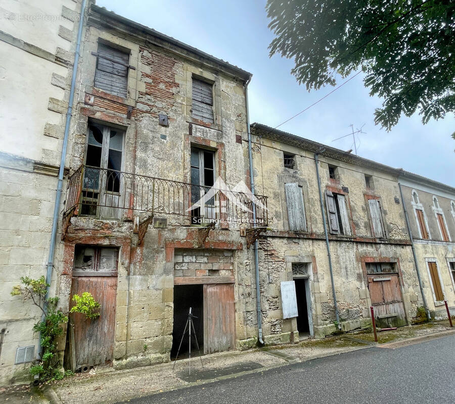 Maison à FAUILLET