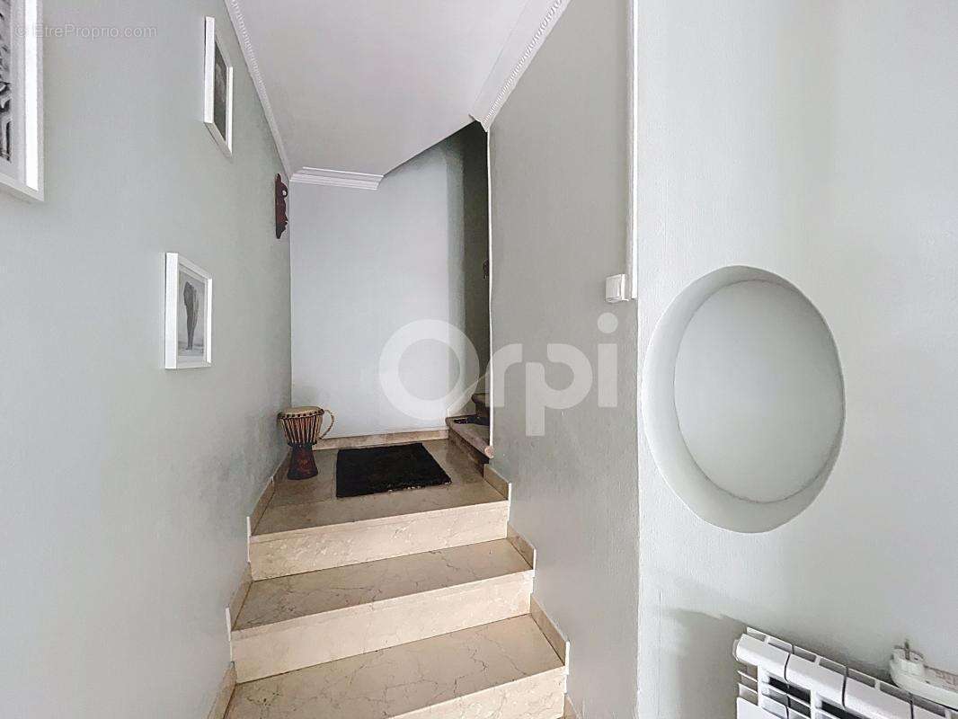 Maison à MONCHY-SAINT-ELOI