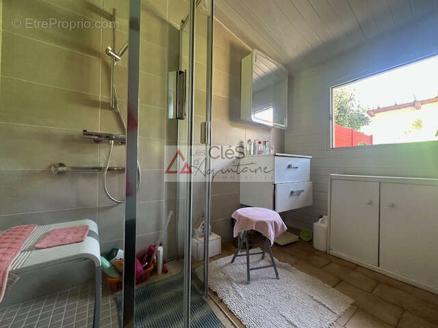 Maison de ville 2 chambres centre Langon - IDÉAL POUR UN INVESTISSEUR - photo 7