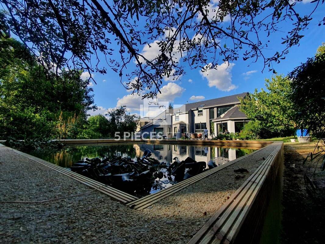 Maison à SAINT-MAUR-DES-FOSSES