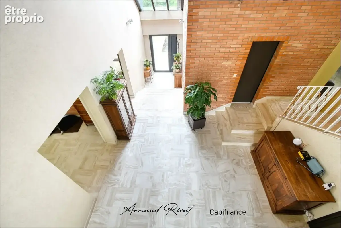 Maison familiale à vendre 8 pièces SAINTE MAURE DE TOURAINE (37) - photo 2