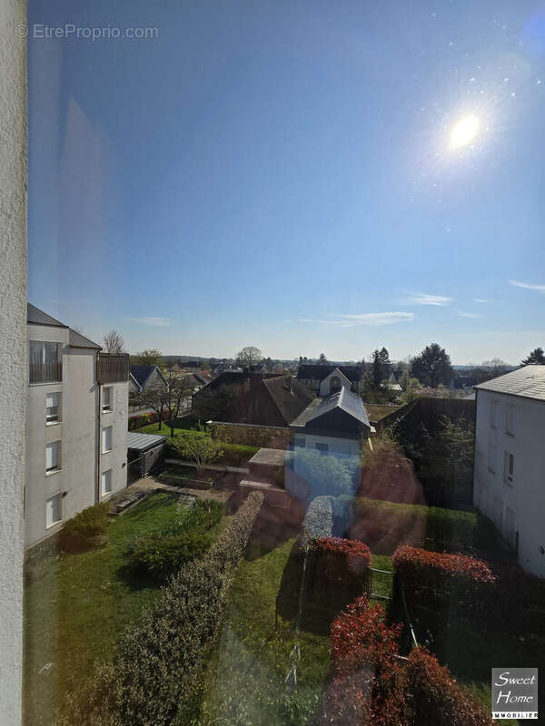 Appartement à MAGNY-LES-HAMEAUX