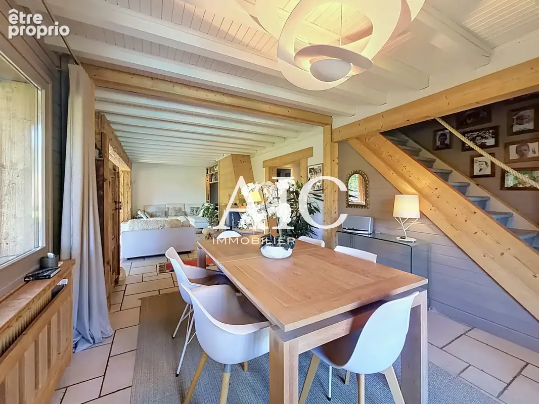 Chalet de caractère avec piscine et vue panoramique sur le Mont-Blanc - photo 5