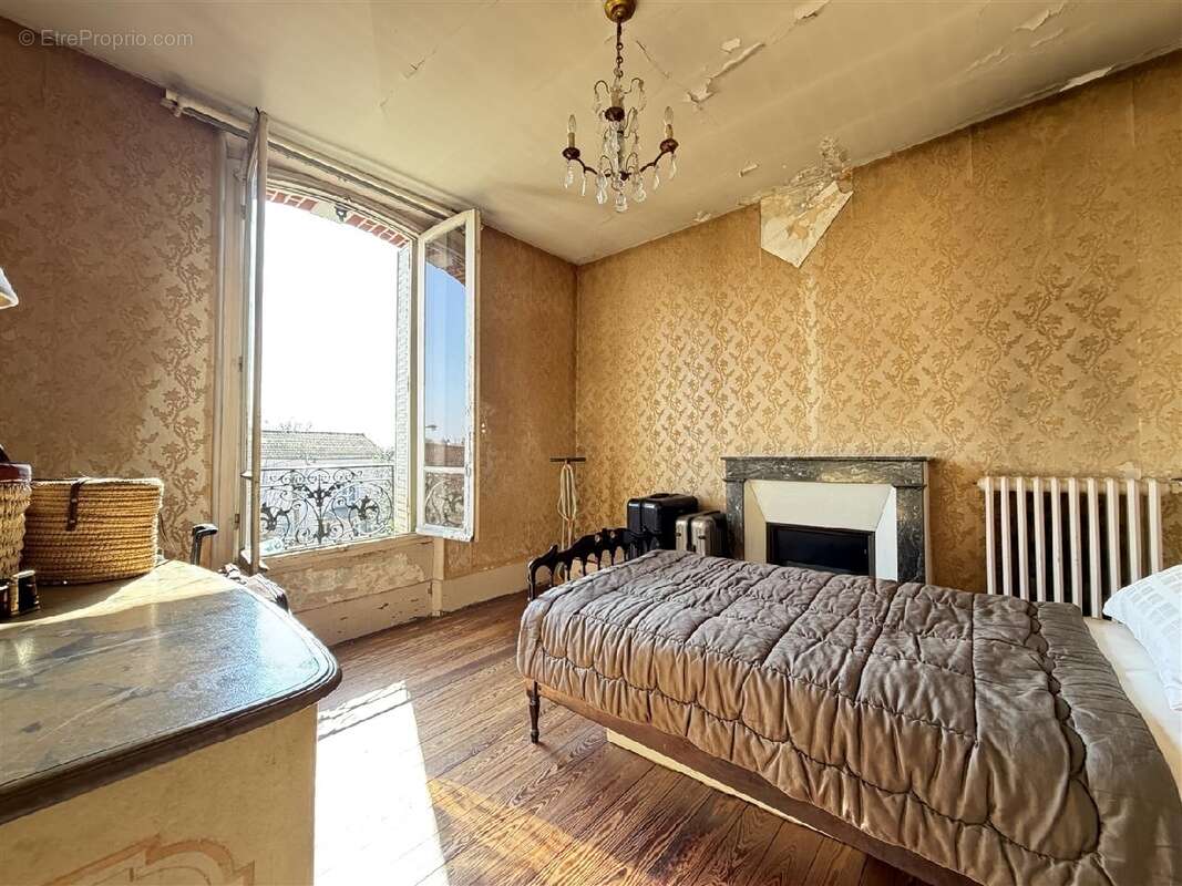 Maison à VILLIERS-SUR-MARNE