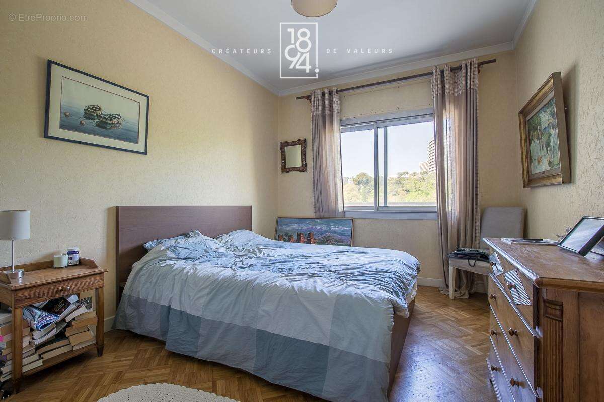 Appartement à MARSEILLE-8E