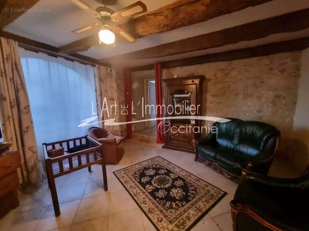 Appartement à MERCUES
