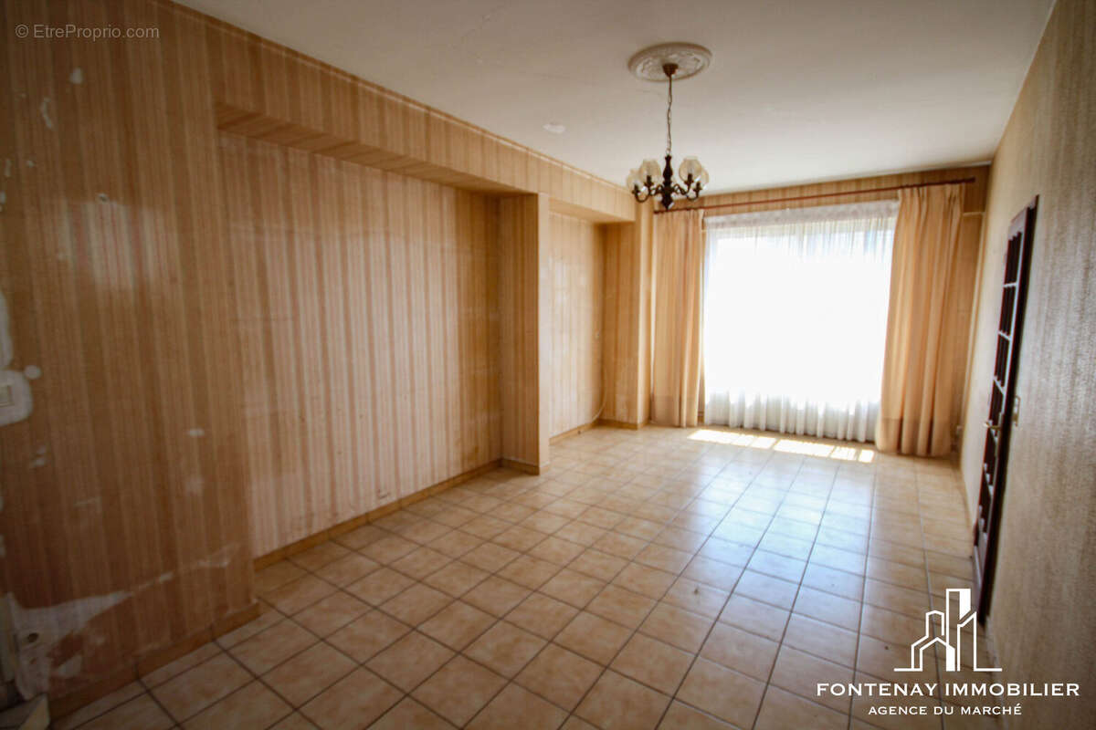 Maison à FONTENAY-LE-COMTE