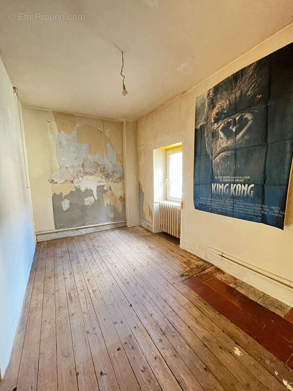 Maison à SAINT-LEONARD-DES-BOIS