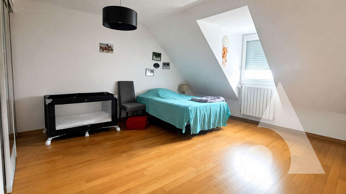 Pavillon sur sous sol total - 4 chambres et jardin - photo 10