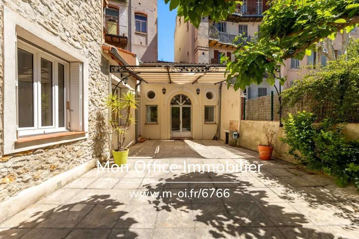 Maison à MARSEILLE-6E