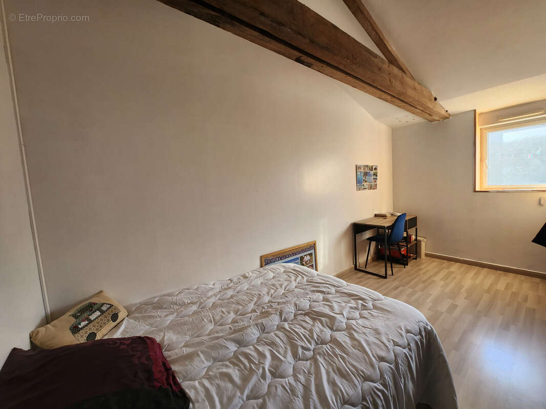 Maison à SAINTE-GEMME-LA-PLAINE