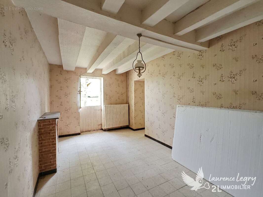 Maison à YVRE-L'EVEQUE