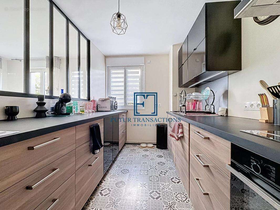 Appartement à MONTIGNY-LE-BRETONNEUX