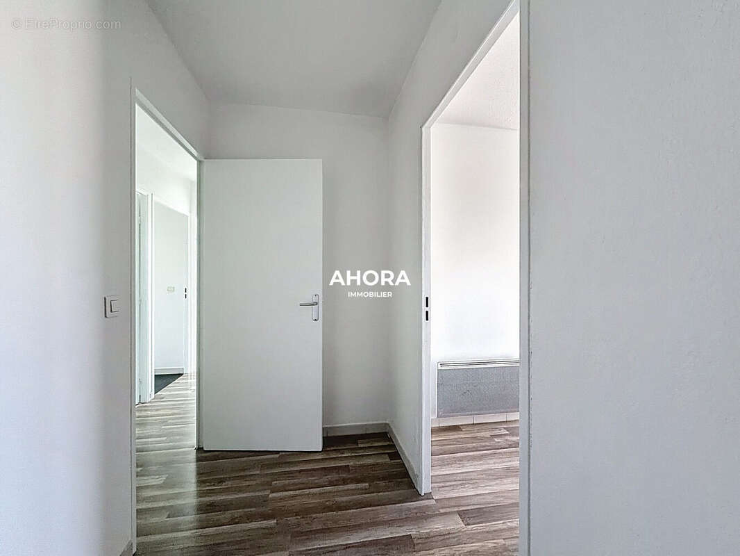 Appartement à MARSEILLE-9E