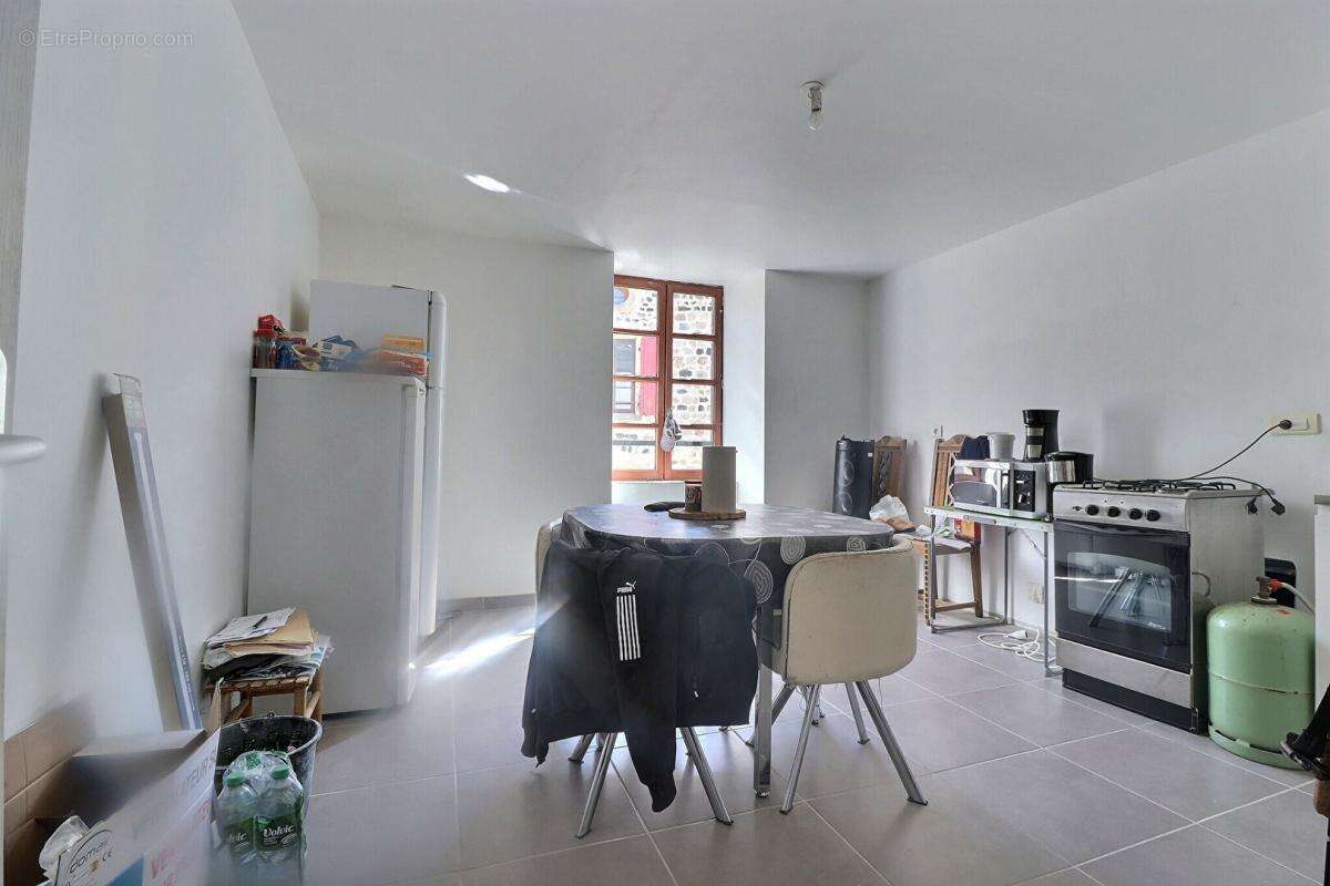 Thueyts, appartement 90m² - photo 2