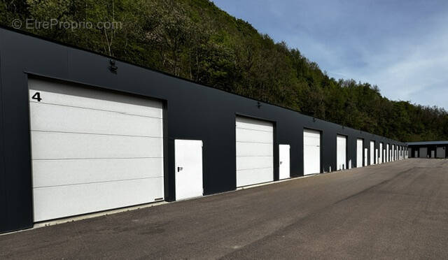 Parking à LEXY
