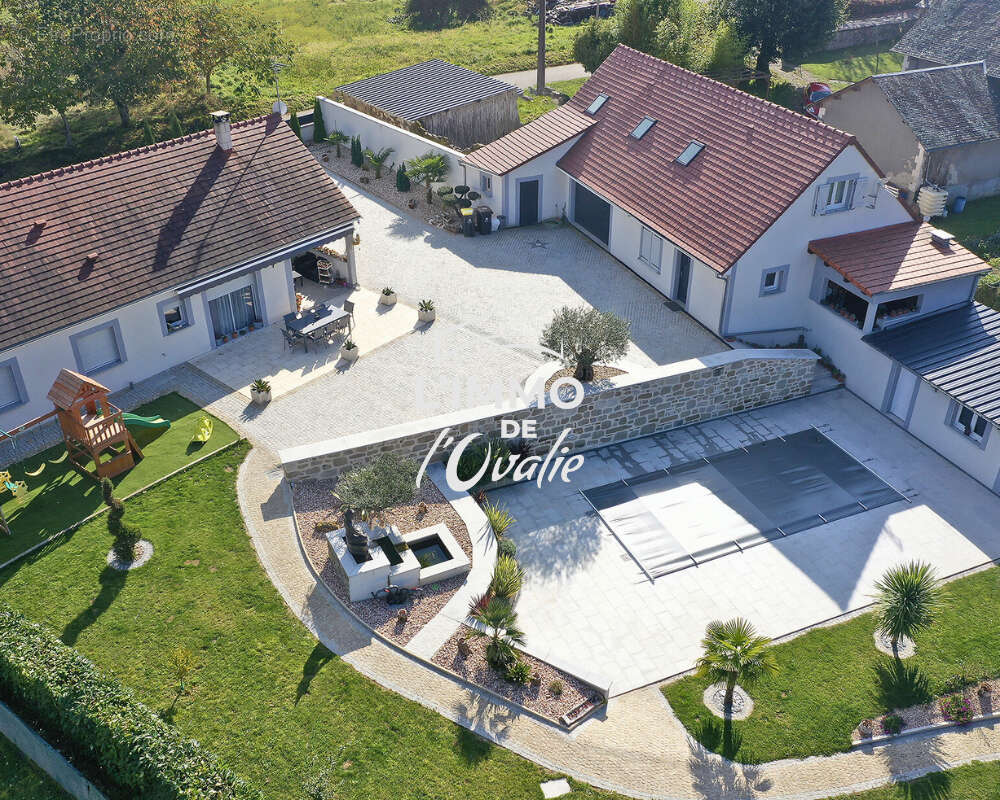 Maison à ALTILLAC