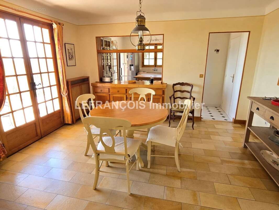 Maison à SPERACEDES