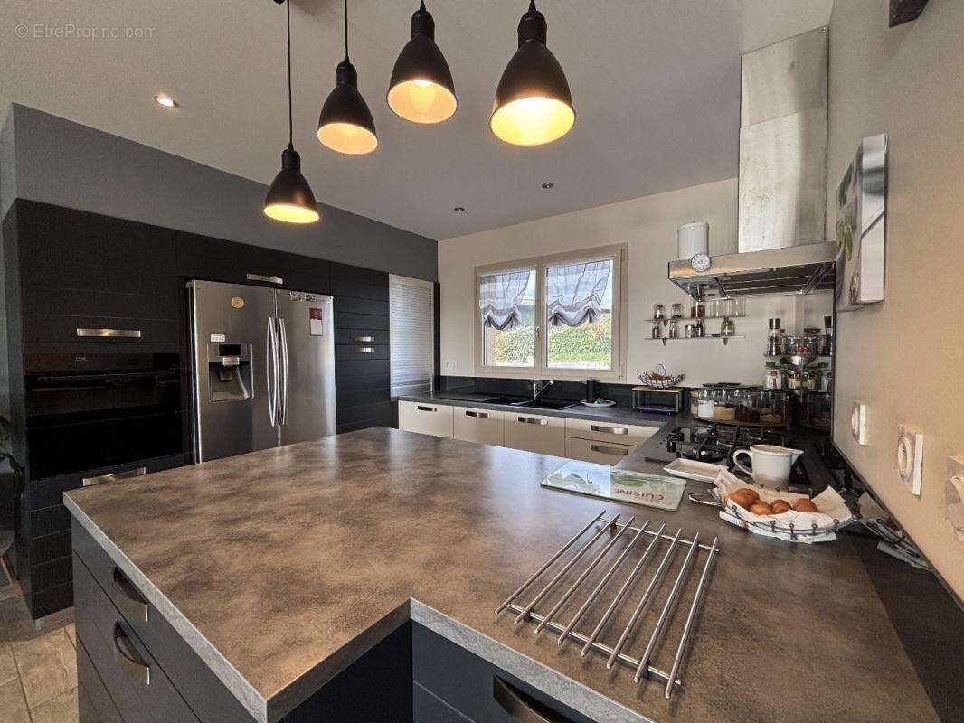 Maison à THEIL-RABIER