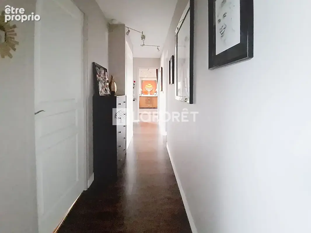 Appartement Bailly Romainvilliers 4 pièce(s) 84 m2 - photo 11