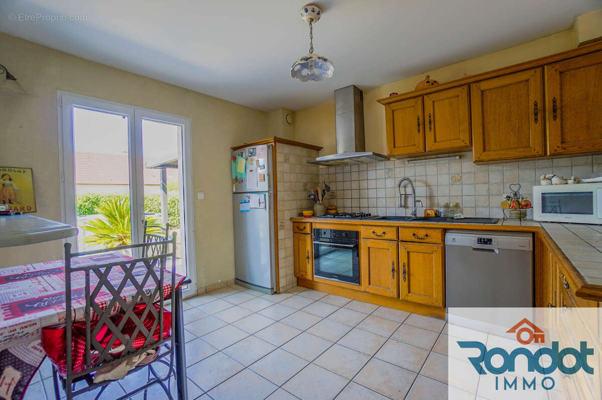 Maison à MAGNY-SUR-TILLE